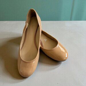 VERA WANG Nude Beige Patent Leather Ballerina Ballet Flats Size 8.5